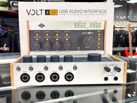 Universal Audio - Volt 476P USB Interface with Compressor 2